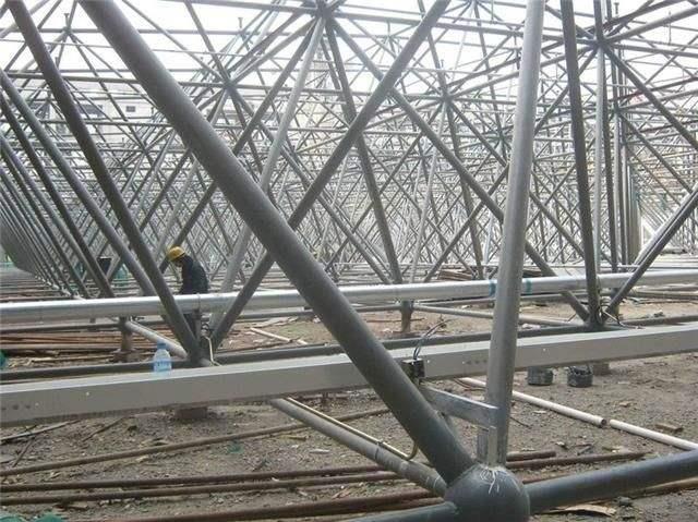 鹿泉盘点螺栓球网架对选材方面的4点要求